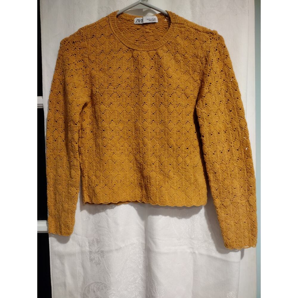 Zara Medium Cropped Sweater Open Knit Boho Chic Casual Mustard Yellow